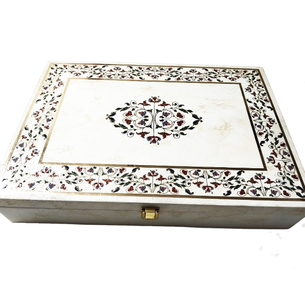 CUSTOMIZE CORPORATE GIFTS